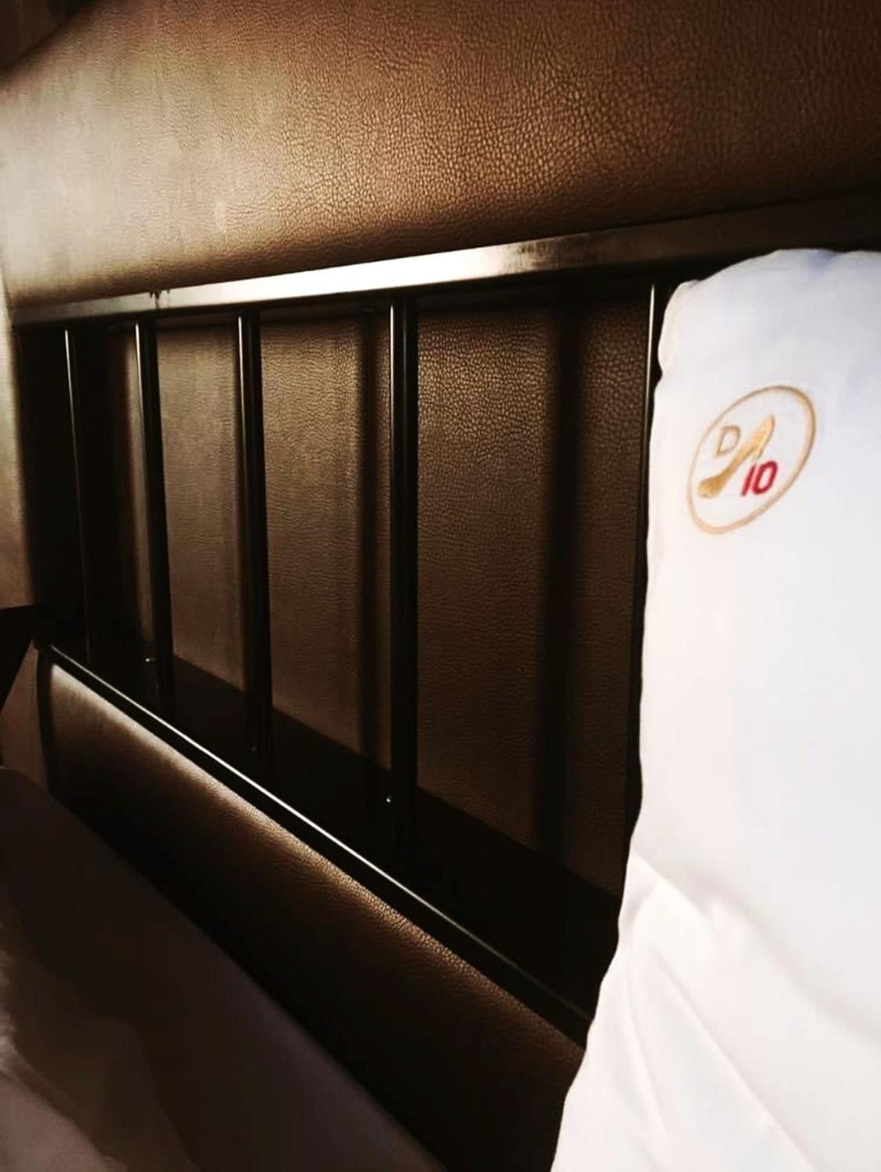 Domaine 10 Hotel Schore Ngoại thất bức ảnh